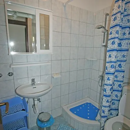 & Lo & Mar Guest house 3*