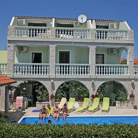 & Lo & Mar Guest house Medulin